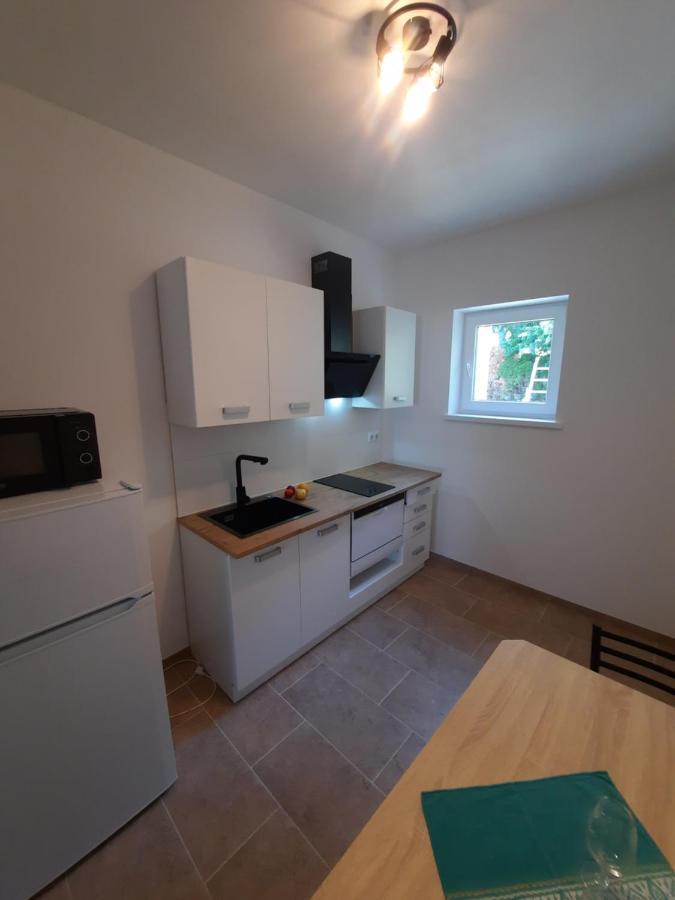Appartements Lena. Премантура Экстерьер фото